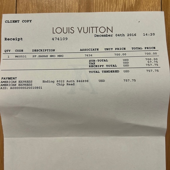 Authentic Louis Vuitton Sarah Wallet - Picture 4 of 13